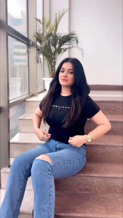 24/7 Escorts in Karachi
