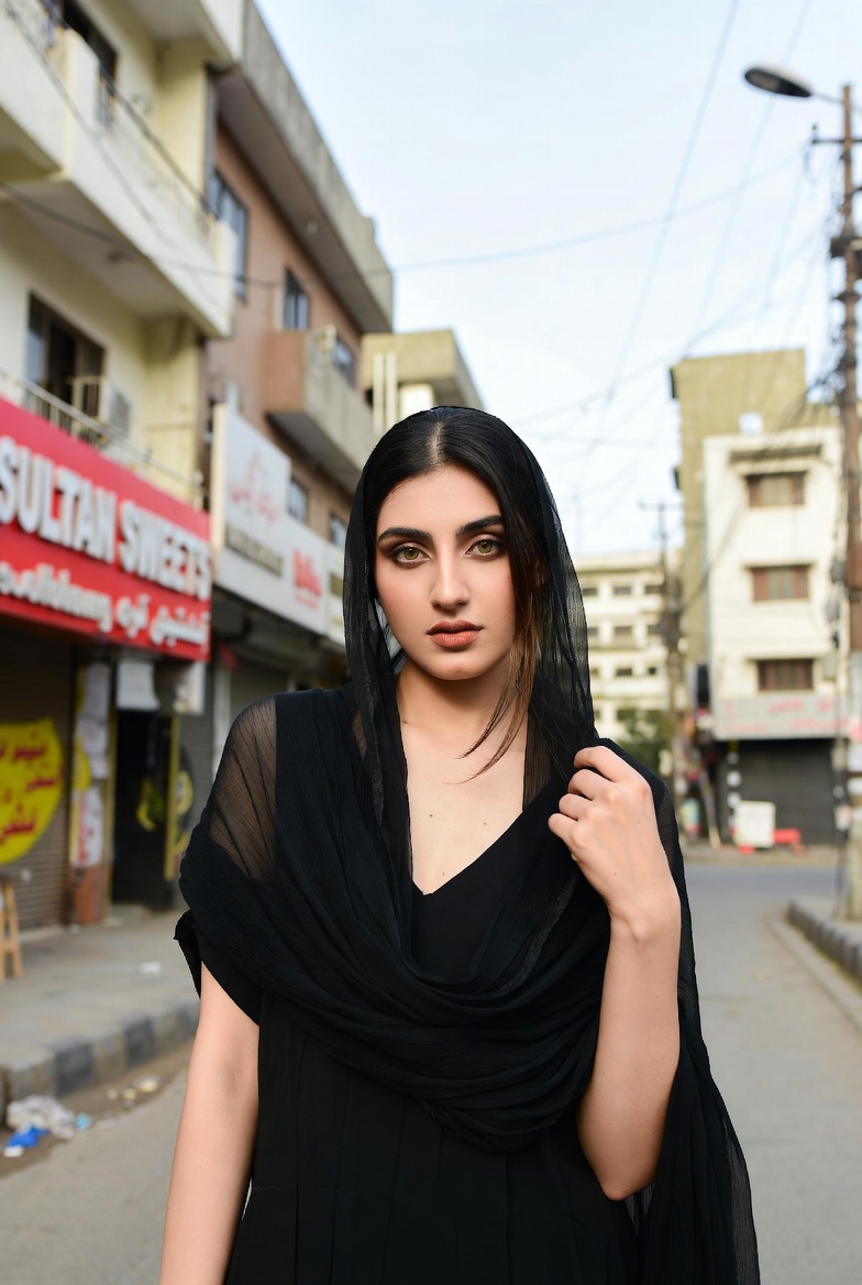 Premium Escort in Bahria Town Karachi 4